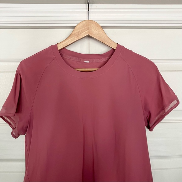 {Lululemon} Find Focus Short Sleeve Tee in Cherry Tint - Womens 6 - Picture 2 of 7